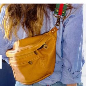 Parker Thatch Cross Your Heart Sling Bag w/ Strap